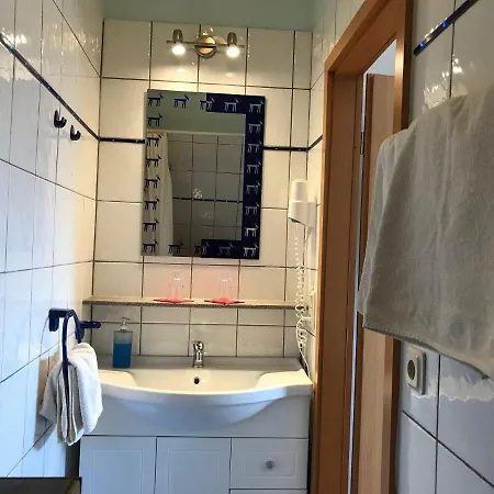 아파트 Ferienwohnung-by-seeblick-ferien-edersee
